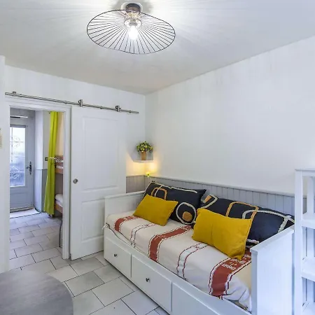 Cosy Pour 4 En Centre-ville Avec Kitchenette - Fr-1-401-256 *